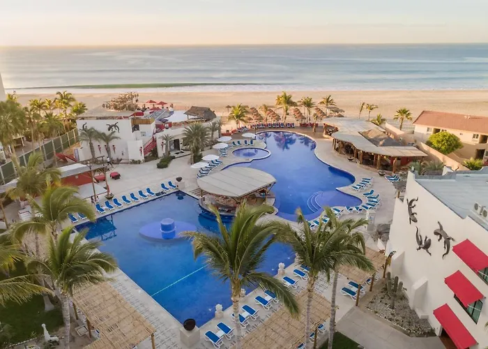 4 star hotel: Grand Decameron Los Cabos, A Trademark All-Inclusive Resort (Adults Only)